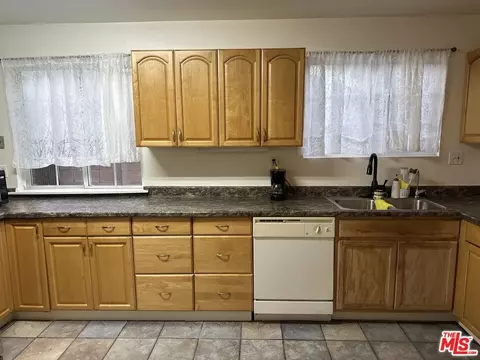 5428 Katherine St, Simi Valley, CA 93063 photo 13