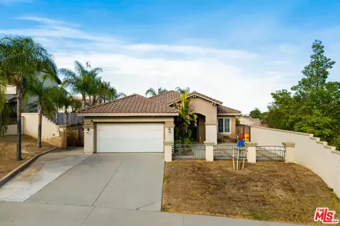 15003 Pine Valley Cir, Moreno Valley, CA 92555