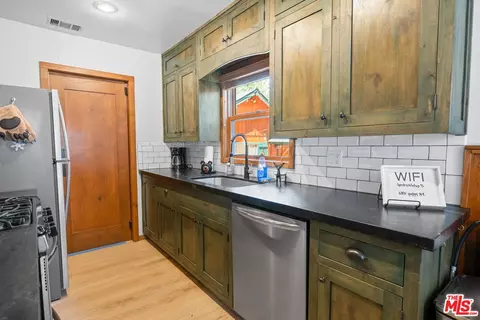 42798 Cedar Ave, Big Bear Lake, CA 92315 photo 10
