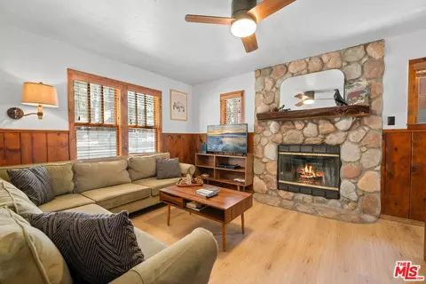 42798 Cedar Ave, Big Bear Lake, CA 92315 photo 4