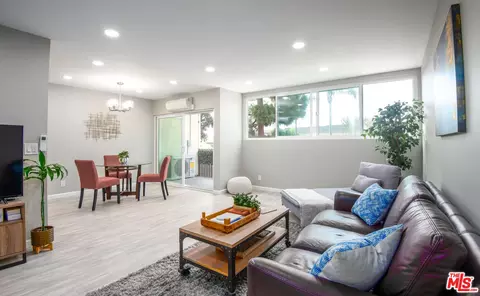 5950 Canterbury Dr #C305, Culver City, CA 90230