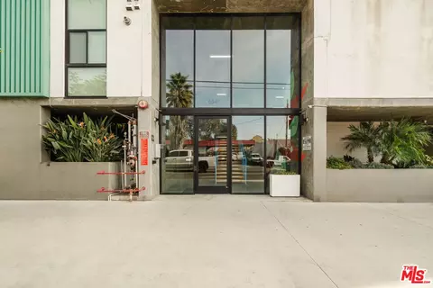 654 N Virgil Ave #304, Los Angeles, CA 90004