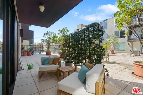 1745 Camino Palmero St #336, Los Angeles, CA 90046