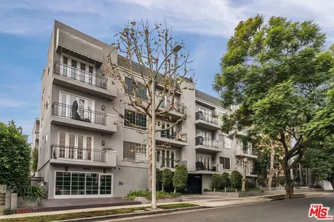 2219 S Bentley Ave #105, Los Angeles, CA 90064