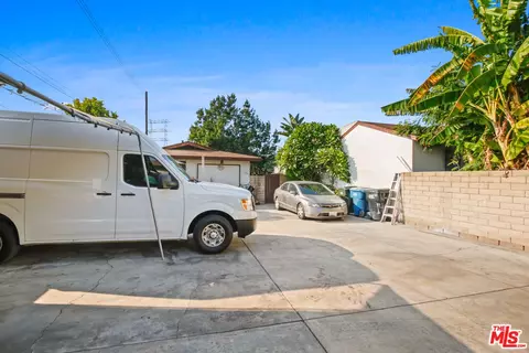 14033 Arthur Ave, Paramount, CA 90723 photo 13