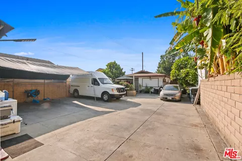 14033 Arthur Ave, Paramount, CA 90723 photo 11