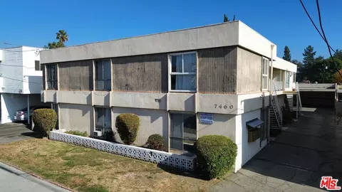 7460 Canby Ave, Reseda, CA 91335