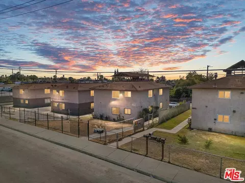 1309 Bernard St, Bakersfield, CA 93305