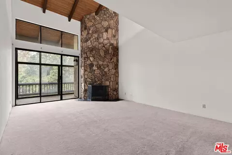 1505 Purdue Ave #303, Los Angeles, CA 90025