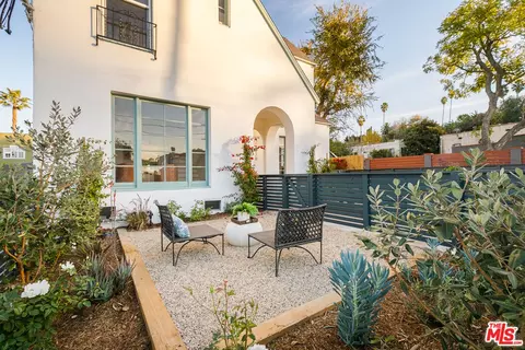 1420 Hazelwood Ave, Los Angeles, CA 90041
