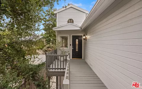 Entry Way - 11028 Eldora Ave, Sunland, CA 91040 photo 2 of 2