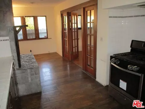 755 Marco Pl, Venice, CA 90291 photo 38