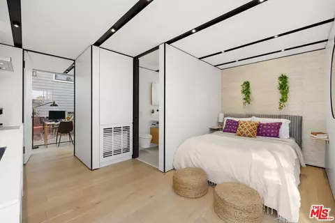 654 Vernon Ave, Venice, CA 90291 photo 20