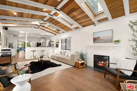 654 Vernon Ave, Venice, CA 90291 photo 4