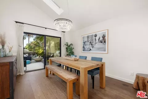 654 Vernon Ave, Venice, CA 90291 photo 8