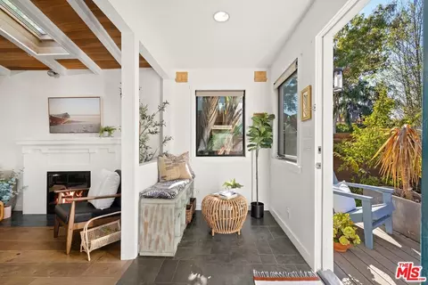 654 Vernon Ave, Venice, CA 90291 photo 17