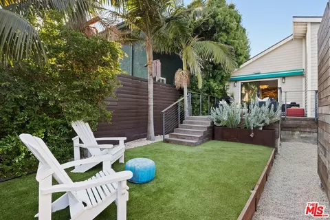 654 Vernon Ave, Venice, CA 90291 photo 19