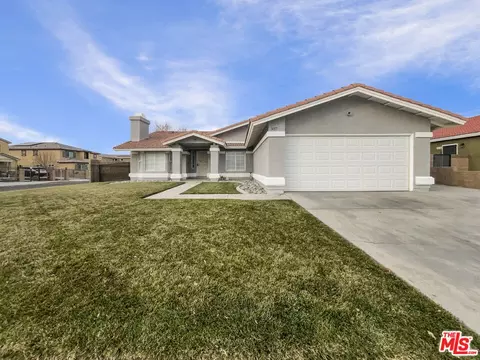 3657 W Avenue J6, Lancaster, CA 93536