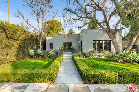 520 N Cahuenga Blvd, Los Angeles, CA 90004