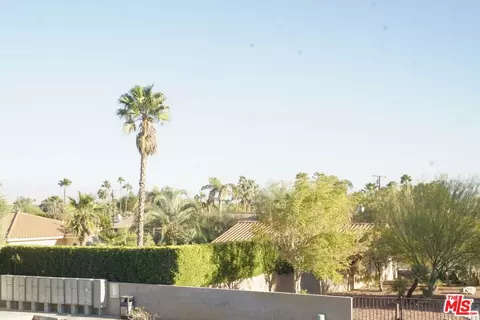 2857 Los Felices Rd #216, Palm Springs, CA 92262