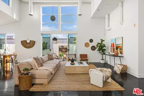 13326 Beach Ave #303, Marina Del Rey, CA 90292