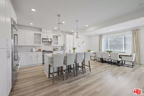 27715 Sequel Ct, Valencia, CA 91381 photo 6