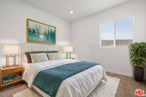 27715 Sequel Ct, Valencia, CA 91381 photo 9