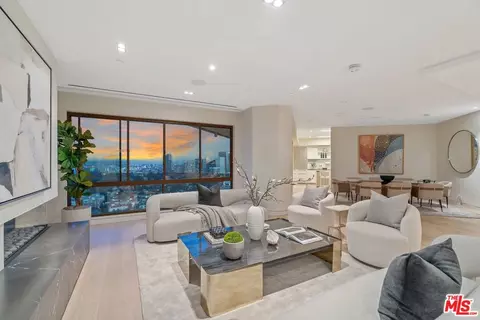 10490 Wilshire Blvd #2104, Los Angeles, CA 90024