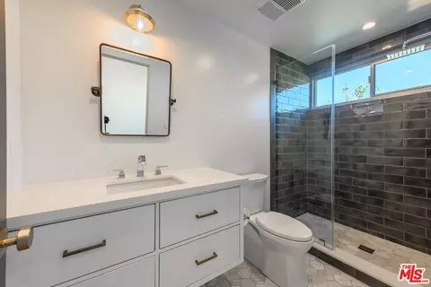 758 Sunset Ave, Venice, CA 90291 photo 30