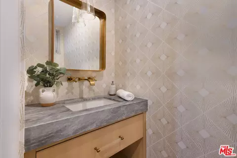 758 Sunset Ave, Venice, CA 90291 photo 18