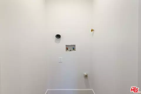 758 Sunset Ave, Venice, CA 90291 photo 31