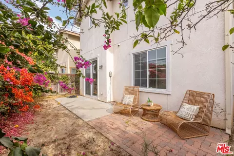 Exterior - 22931 Mission Dr, Carson, CA 90745 photo 4 of 9
