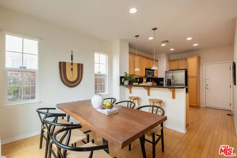 Dining - 22931 Mission Dr, Carson, CA 90745 photo 2 of 2