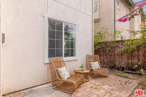 Exterior - 22931 Mission Dr, Carson, CA 90745 photo 5 of 9
