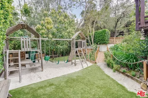 26237 Fairside Rd, Malibu, CA 90265 photo 50