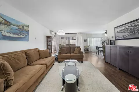 358 S Gramercy Pl #208, Los Angeles, CA 90020