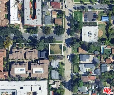 165 S Altadena Dr, Pasadena, CA 91107
