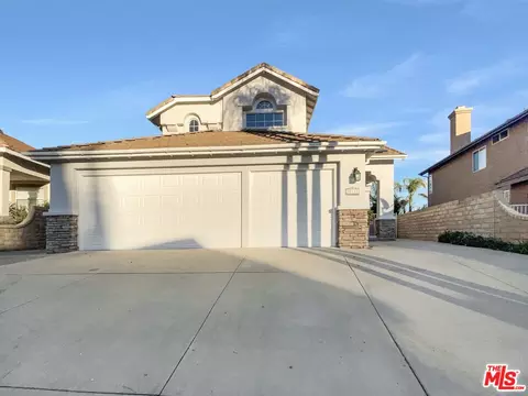 Exterior - 30426 Sequoia Ct, Castaic, CA 91384 photo 6 of 6