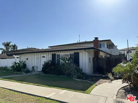 3123 Cinnamon Ave, Costa Mesa, CA 92626