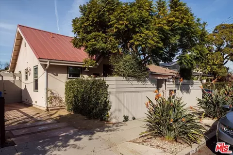 1059 Marco Pl, Venice, CA 90291 photo 31