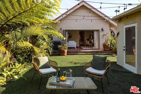 1059 Marco Pl, Venice, CA 90291 photo 16