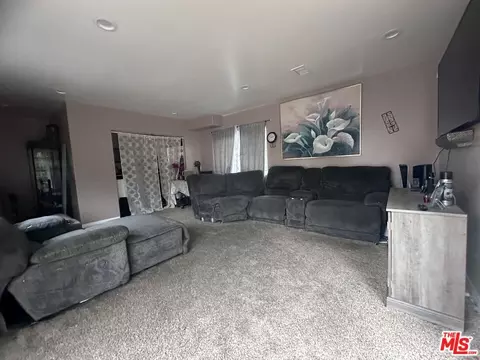 919 W 127th Pl, Compton, CA 90222 photo 8