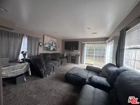 919 W 127th Pl, Compton, CA 90222 photo 7