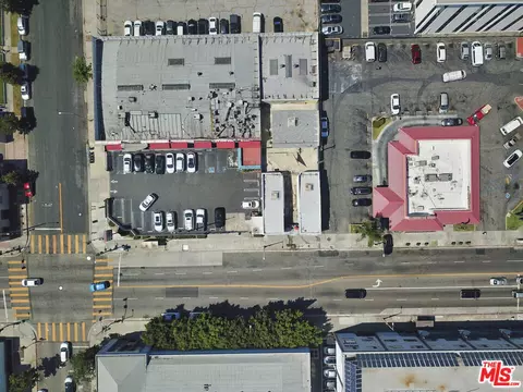3019 W 6th St, Los Angeles, CA 90020