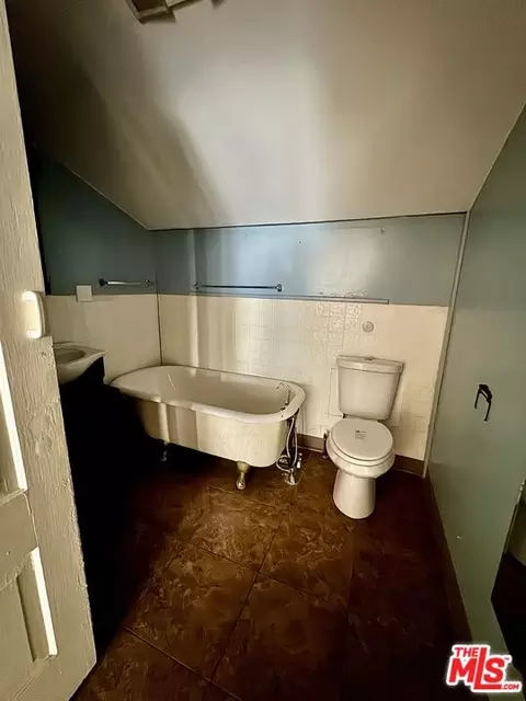 76 W Mountain St, Pasadena, CA 91103 photo 12