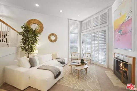 9000 Vanalden Ave #187, Northridge, CA 91324