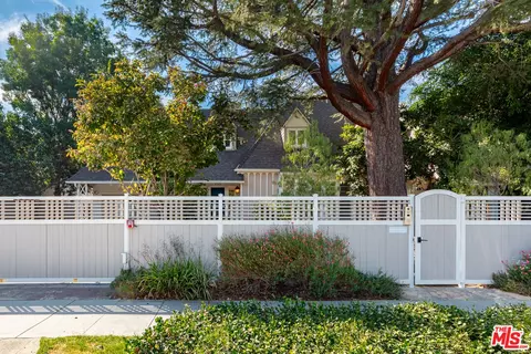 4343 Bellaire Ave, Studio City, CA 91604