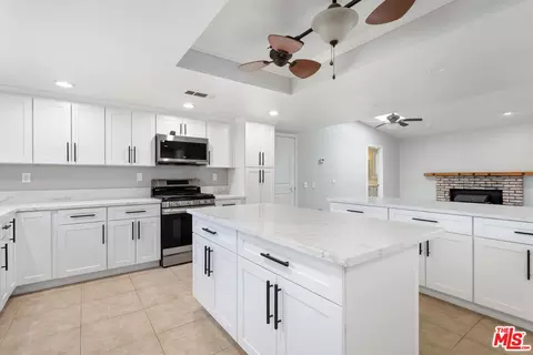 44954 46th St, Lancaster, CA 93535 photo 6