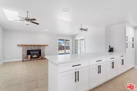 44954 46th St, Lancaster, CA 93535 photo 12