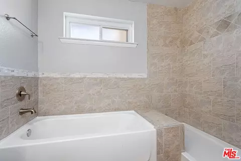44954 46th St, Lancaster, CA 93535 photo 26